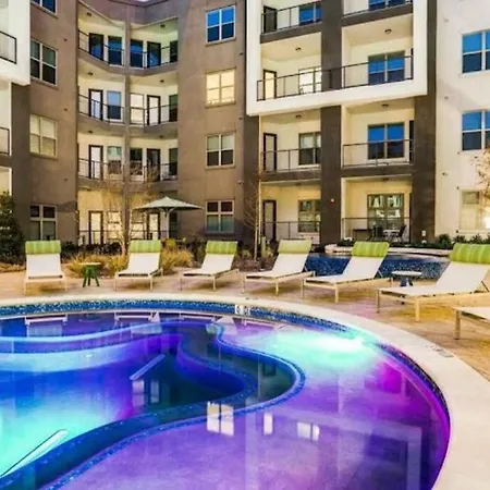 Getaway! Book Now! In The Heart Of Dallas! Great Location! Exterior photo