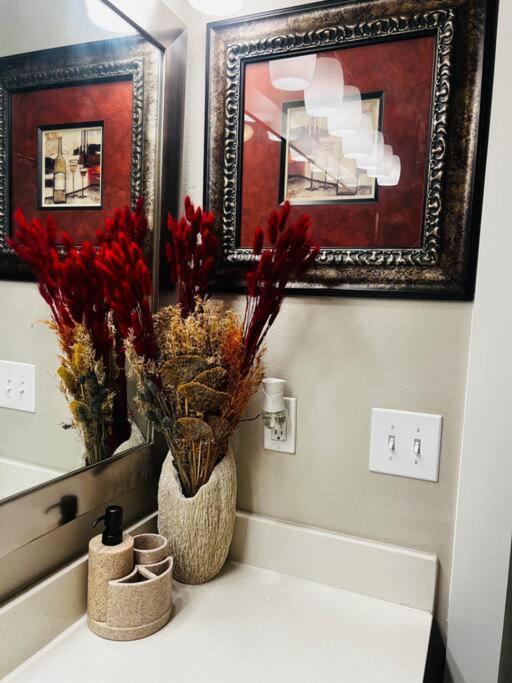 Getaway! Book Now! In The Heart Of Dallas! Great Location! Apartamento Dallas